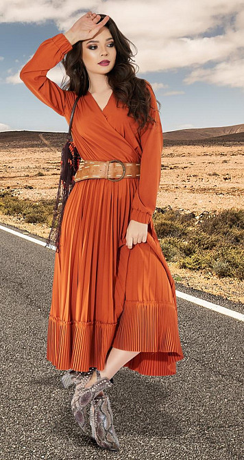 Платье с красивой юбкой плиссе (42) Киев - изображение 4