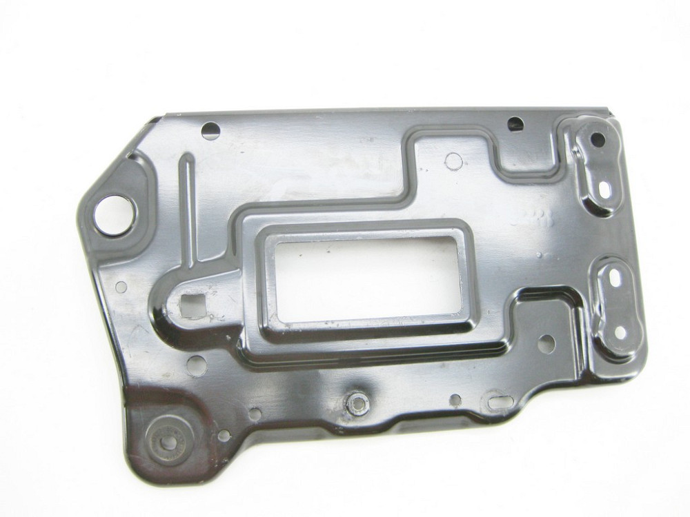 Mercedes-Benz  A2466200018 Кронштейн-підставка АКБ CLA Shooting Brake X117 CLA C117 GLA X156 A-class W176 B-class W242 B-class W246 Одесса - изображение 6