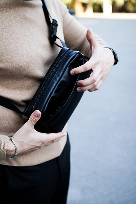 Кроссбоді, бананка із натуральної гладкої шкіри, шкіряна сумка на пояс SKILL (Чорна) Суми - фото 3