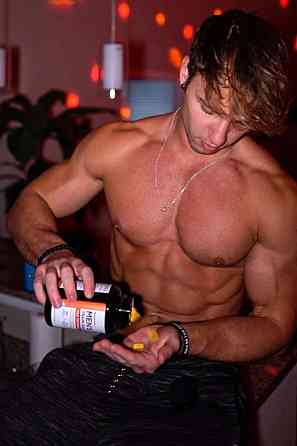 Вітаміни для чоловіків Rule One Men's Train Daily Multivitamin 180 tablets Луцьк