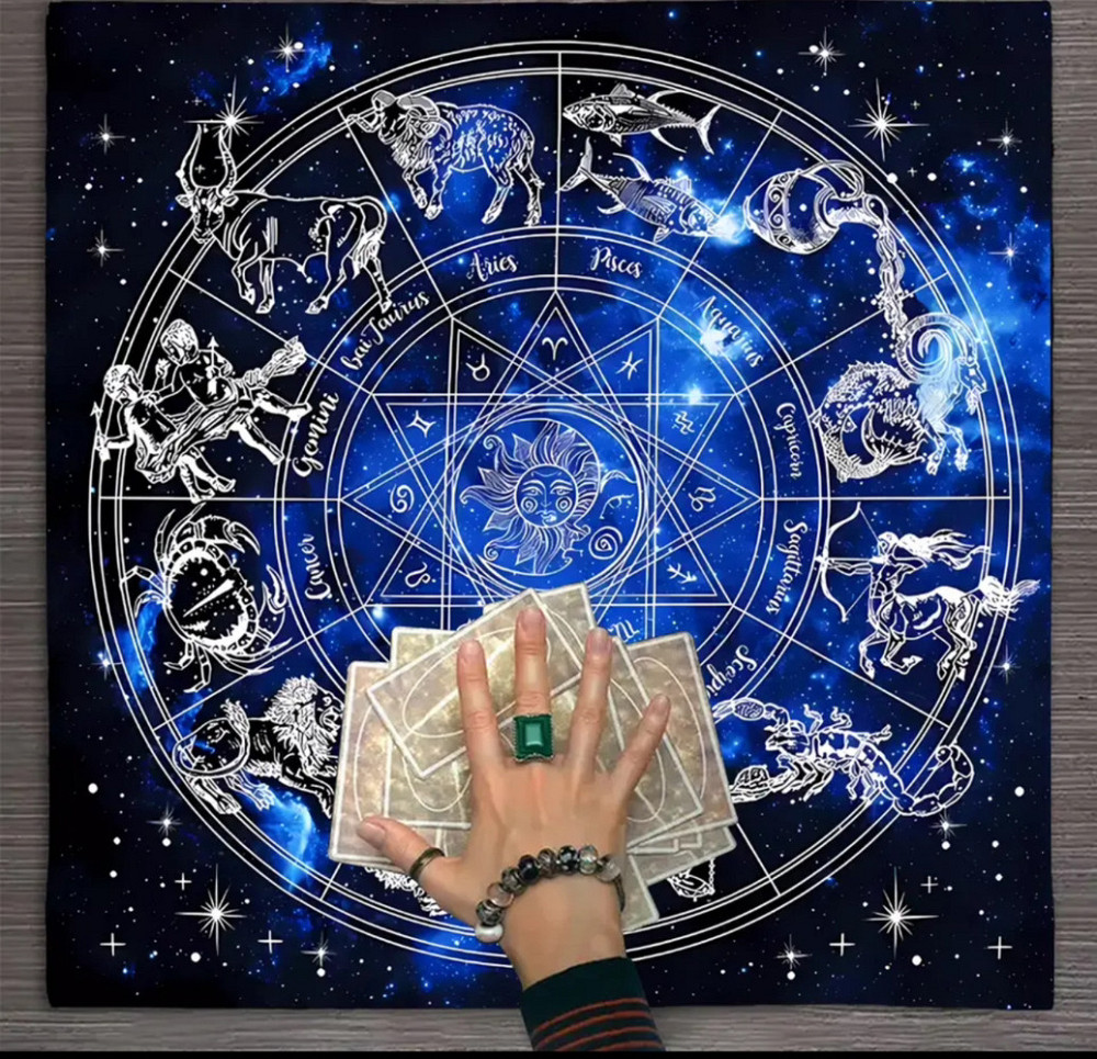 Алтарная скатерть для карт Таро и Рун. Скатерть для гадания 50*50 см. Киев - изображение 1