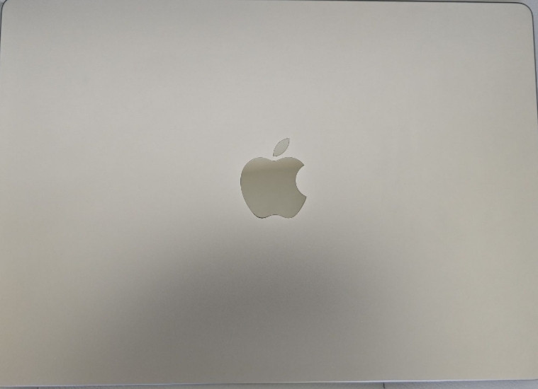MacBook Pro 14