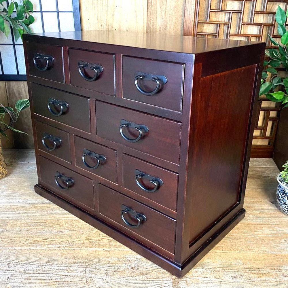 Комод тансу 