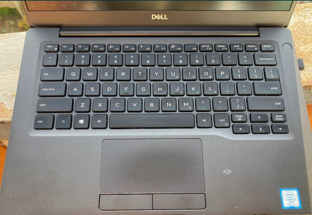 Ноутбук DELL Latitude 7300 (13.3 FHD IPS /i7 / 8/128Gb. Intel HD620) Киев - изображение 3