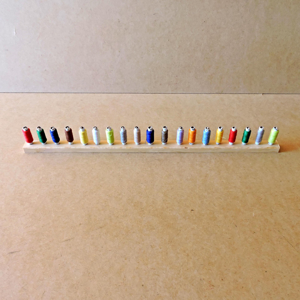 Органайзер для ниток 