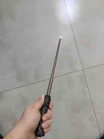 Светящаяся волшебная палочка Гарри Поттера RESTEQ — косплей палочка Harry Potter с подарочной коробкой Киев