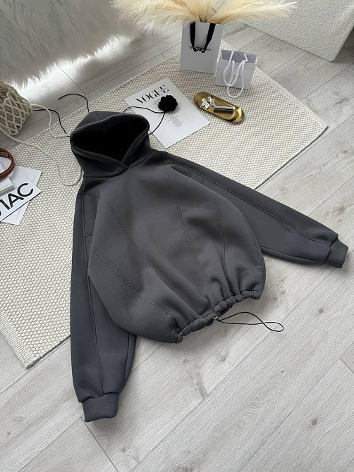 Жіноча стильна тепла худі з фіксаторами суцільна турська тринитка на флісі Графіт Одеса - фото 2