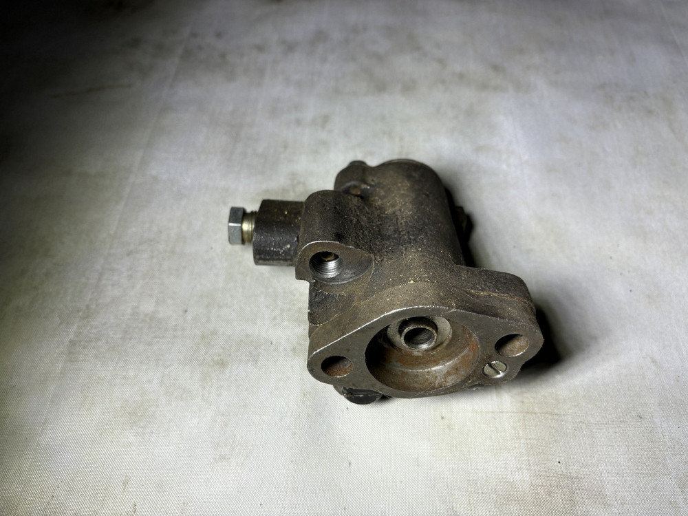 Клапан гідропідсилювача керма ГАЗ-14. Харків - фото 2