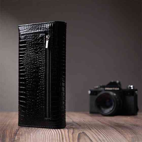 Женский лакированный кошелек с фактурой под рептилию из натуральной кожи ST Leather 22718 Черный Киев