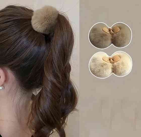 Шпилька крабік із хутра Бежевий Смела