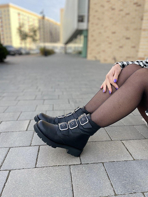 Liya Черевики жіночі LIYA чорні натуральна шкіра зима висота 13 см розмір 38 (2836) Коломия - фото 1