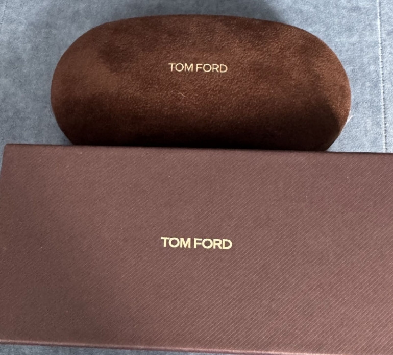Сонцезахисні окуляри Tom Ford Київ - фото 5