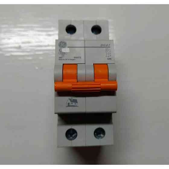 Автоматичний вимикач HTI102C100 C100 2P Луцьк