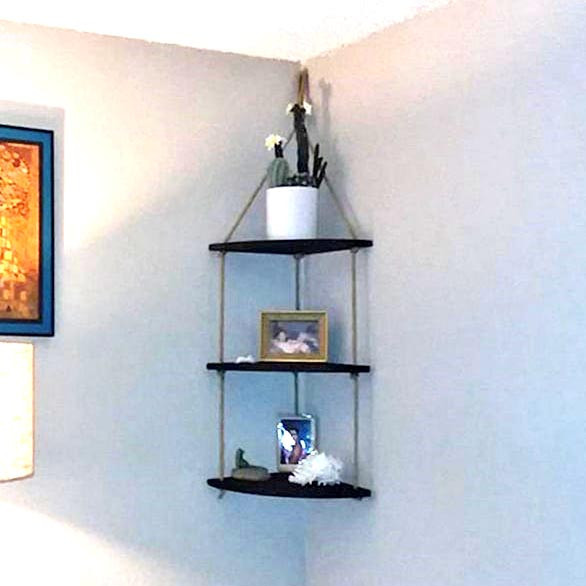 Угловая настенная полка 