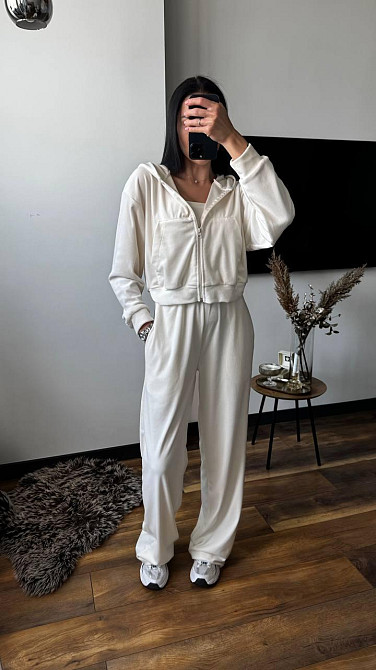 Жіночий плюшевий прогулянковий костюм-трійка: кофта топ і штани велюр Молочний, 44/46 Одеса - фото 6
