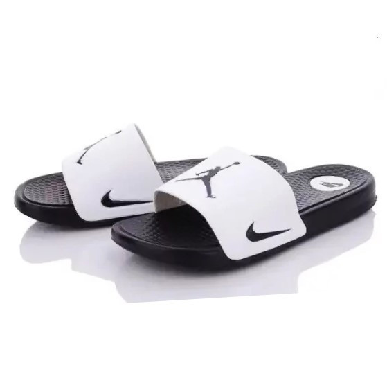 Шлёпанцы Nike Jordan Чёрные Сланцы Тапочки Белые Найк Женские (размеры: 36,37,38,39,40) Днепр - изображение 1