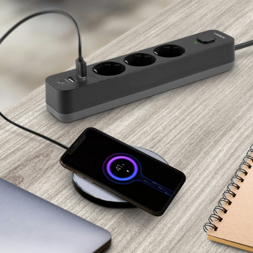Мережевий подовжувач із заземленням 3 розетки/2USB-A/1Type-C 3м з кнопкою чорний VF-PD33G2U1C-B Oncord Videx Житомир