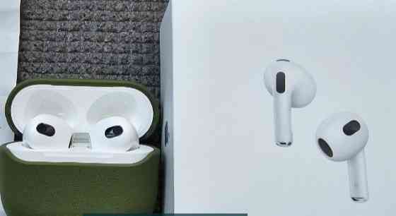 Наушники Apple AirPods 3 with Lightning Charging Case (MPNY3TY/A) Київ