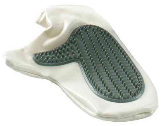 Trixie TX-2335 Щетка массажная, для животных, 14х25 см (для правой руки) Винница