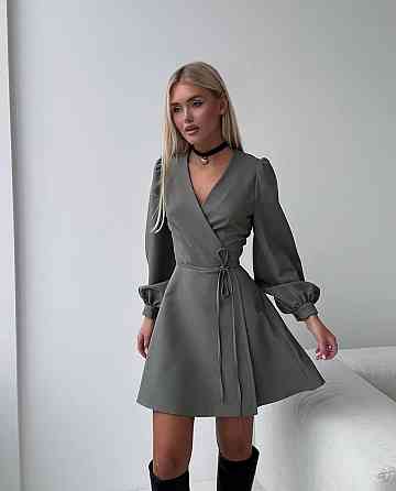 Женское базовое мини платье на запах костюмка Хаки Одесса