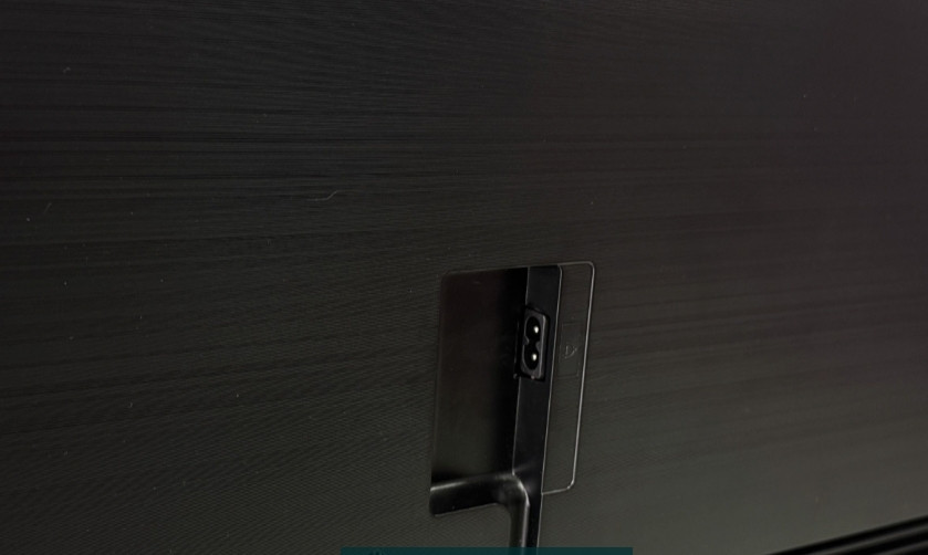 Телевізор Samsung QE50Q60AAU 50” 4K QLED Smart TV Київ - фото 3