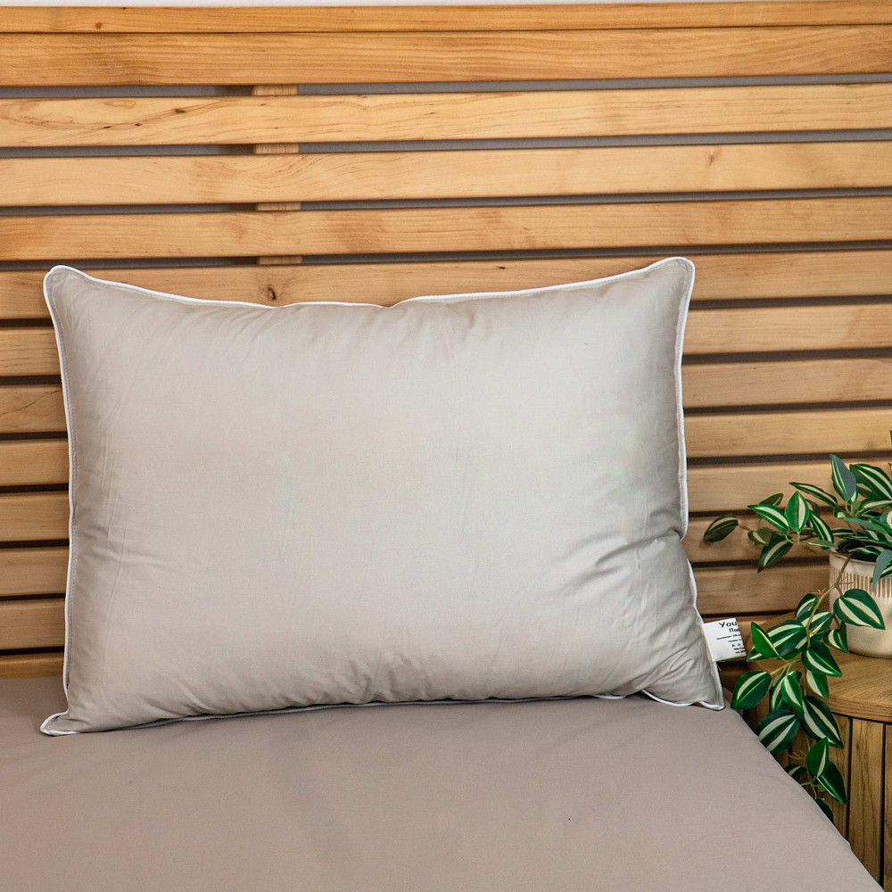 Подушка пухова преміум якості YouStar 50% пух 50% перо Сатин - пружна 40x60 см (Бежевий) Суми - фото 1