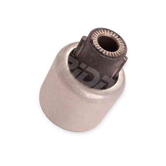 Сайлентблок переднего BMW 1 (E81, E82, E88), 3 (E90, E91, E92), X1 (E84) 04-15 нижний задний рычага Мукачево