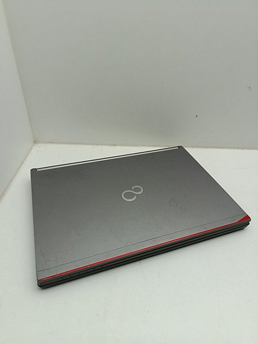 Ноутбук fujitsu e736 i5-6300/4 gb ddr/ 0gb АКБ- (Б клас) Луцк - изображение 8