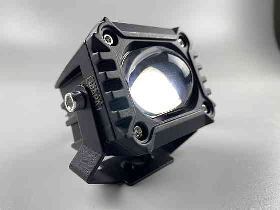 Фара-LED Квадрат 20W світлодіодна додаткова додаткова протитуманна led chip CREE 2525 із захисним кожухом Мукачево