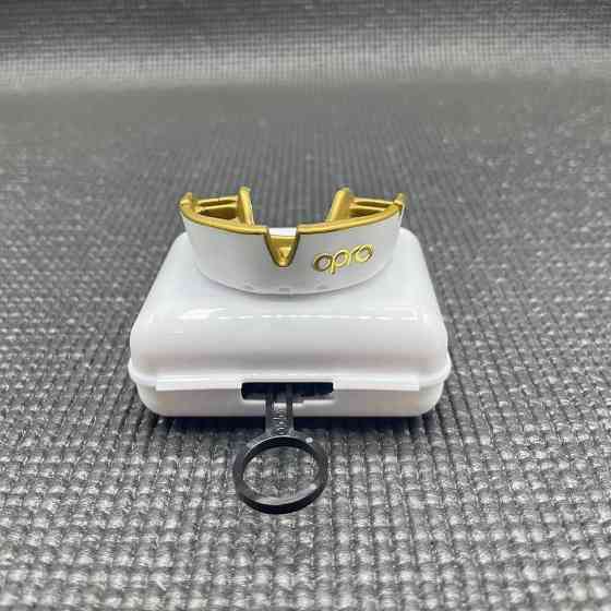 Капа OPRO Gold доросла (вік 11+)  White/Gold (art.102504005) Кам'янське