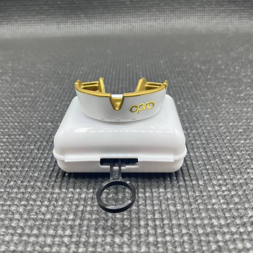 Капа OPRO Gold доросла (вік 11+)  White/Gold (art.102504005) Кам'янське - фото 6