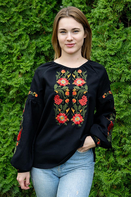 Вышиванка женская с длинным рукавом  льняная, черная  топ Киев - изображение 1