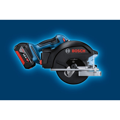 Дисковая пила Bosch GKM 18V-50, 18V, 2x5Ah, 136 мм, 4250 об/мин (0.601.6B8.002) Винница - изображение 7