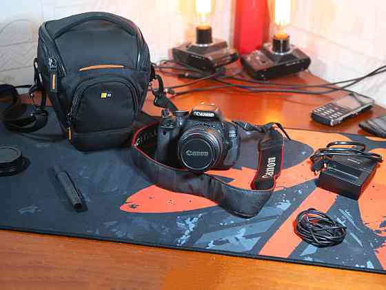 Профессиональный фотоаппарат Canon EOS 600D + EF-S 18-55 Зеркалка.Комплект. Б\У Киев