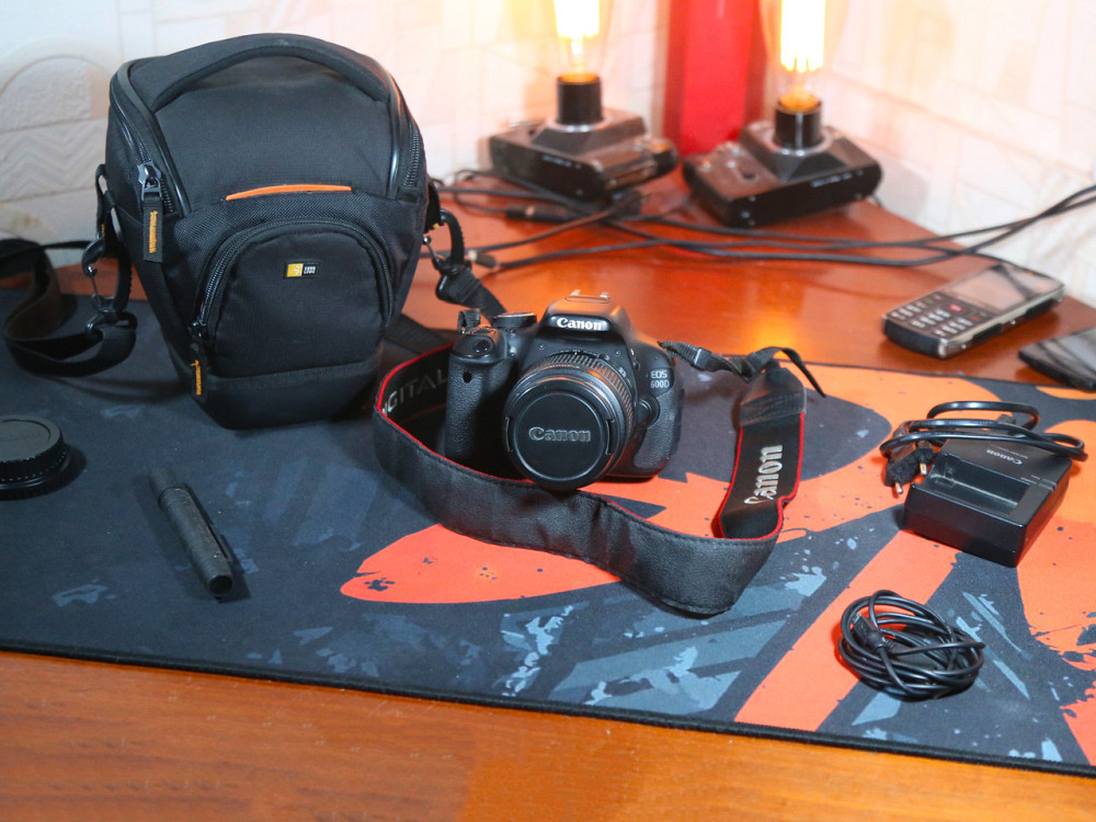 Профессиональный фотоаппарат Canon EOS 600D + EF-S 18-55 Зеркалка.Комплект. Б\У Киев - изображение 4