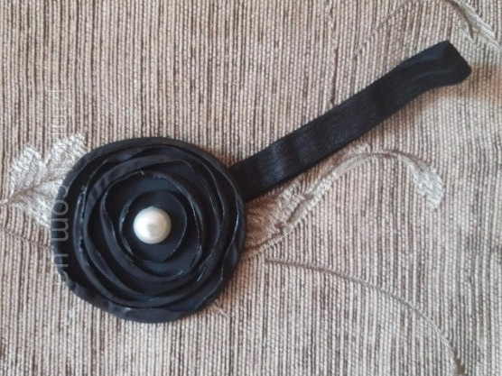 Дитяча чорна пов'язка - окружність 36-50см, розмір квітки 8см Київ - фото 1