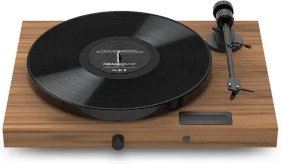 Проигрователь Pro-Ject Audio Systems Juke Box E1 Orzech Киев