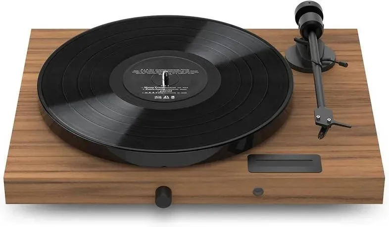 Проигрователь Pro-Ject Audio Systems Juke Box E1 Orzech Киев - изображение 1