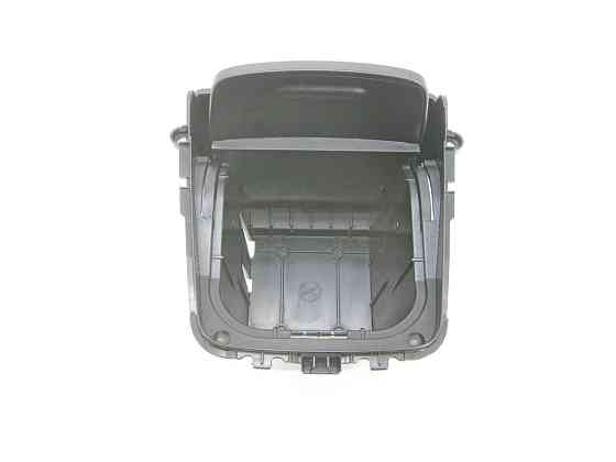 Mercedes-Benz  A1768100000 9H44 Підсклянник у передній частині підлокітника CLA C117 GLA X156 Одесса