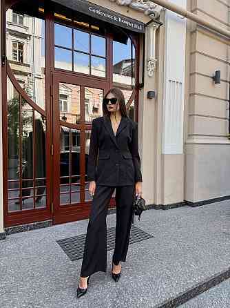 Женский деловой брючный костюм двойка: пиджак и штаны костюмка Черный, 46/48 Одесса