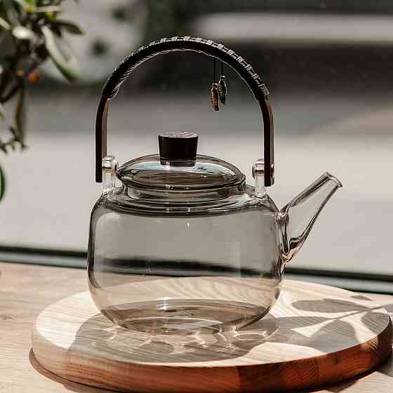 Заварник скляний для чаю 0.8 л Заварний чайник для заварювання з дерев'яною ручкою чорний HP-34-37 Коломия