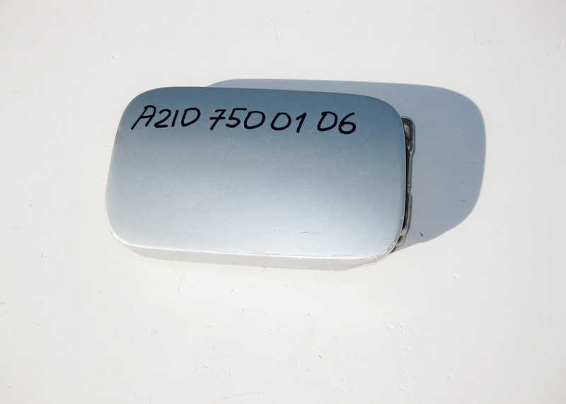 Mercedes-Benz  A2107500106 Лючок бензобака E-Class W210 Одесса - изображение 1