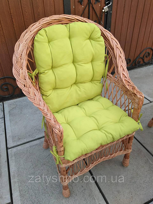 Плетеное кресло с фисташковой накидкой Киев - изображение 2