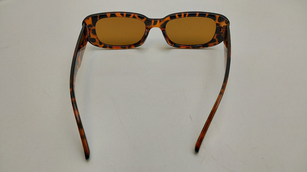 Сонцезахисні прямокутні окуляри в пластиковій оправі леопардові Луцк - изображение 4