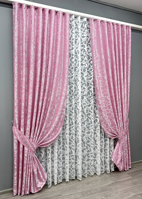 Комплект штор VR-Textil Жаккард Вензель 100х270 2шт и Тюль 300х270 476ш-1147т Розовый с белым 71-102/1 Киев - изображение 2