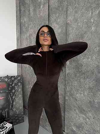 Стильный женский комбинезон с длинным рукавом королевский велюр Шоколадный, 42/44 Одесса