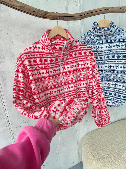 Жіноча стильна тепла новорічна худі з принтом фліс Одеса - фото 3