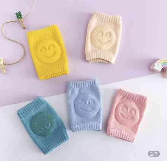 Наколенники детские для ползания, смайлик, голубые, отличные защитные наколенники Киев