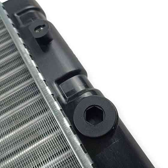 Радіатор двигуна 2108, 2109, 21099, 2113, 2114, 2115 універсальний охолодження Мукачево