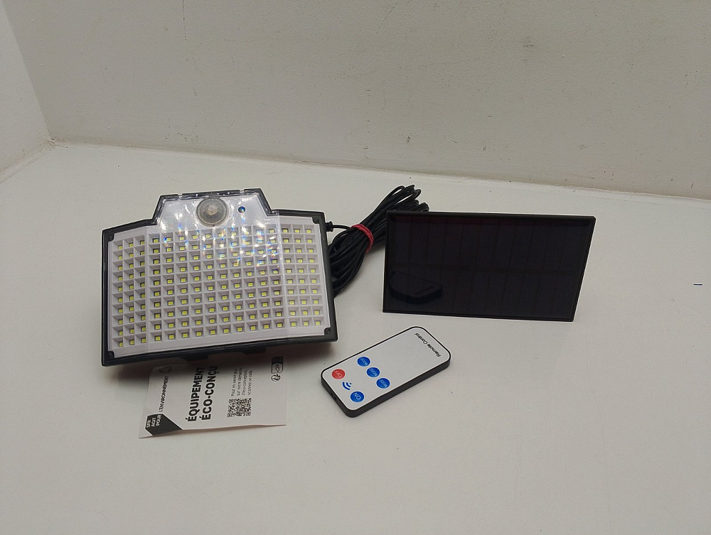 Прожектор на сонячній батареї з дистанційним керуванням Луцк - изображение 2